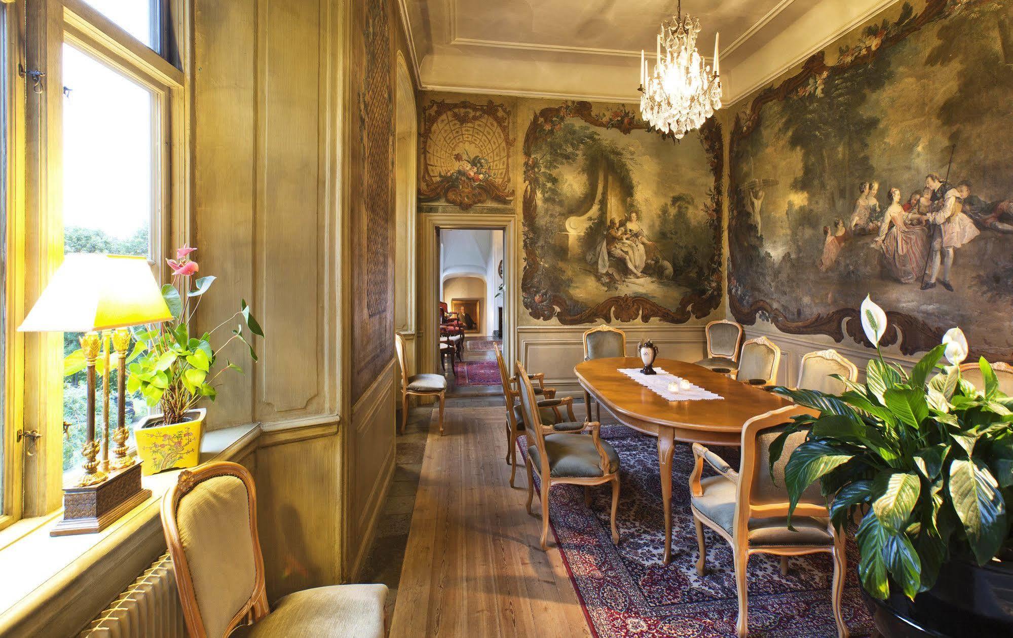 Hotel Akeshofs Slott 3*