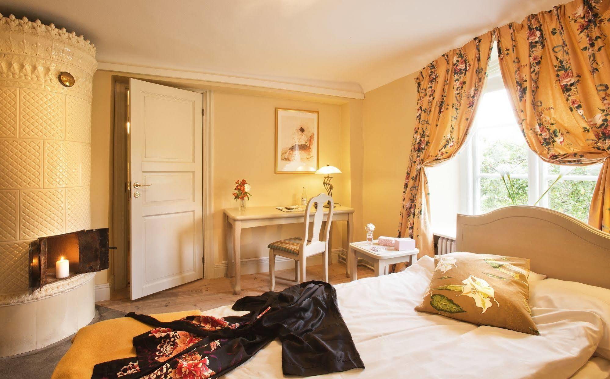 Akeshofs Slott 3*